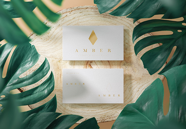 White business card on wood plank tropical background 3d render Premium Psd